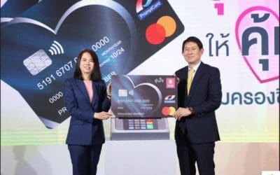 ออมสิน จับมือ TIPlife เปิดตัวบัตรเดบิต ออมสิน อุ่นใจ บัตรเดบิตใบแรกใบเดียวที่คุ้มครองชีวิตช่วยคนไทยอุ่นใจเข้าถึงประกันชีวิตเพียง 1,599 บาท แต่ได้รับความคุ้มครองสูงสุด 600,000 บาท