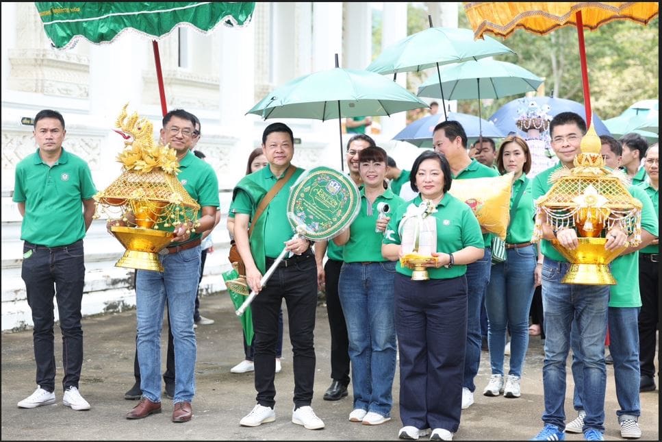 ธ.ก.ส. จัดกิจกรรมกฐินสามัคคี ประจําปี 2567 ณ วัดถ้ําเสือ จังหวัดเพชรบุรี