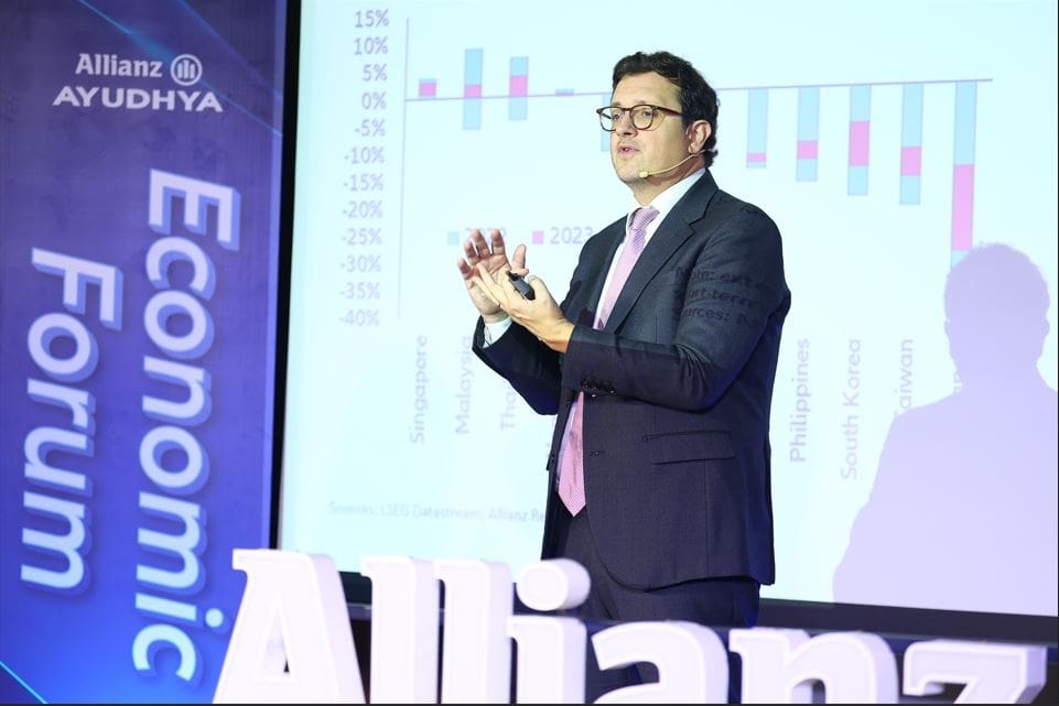 กลุ่มอลิอันซ์เปิดบทวิเคราะห์แนวโน้มการเติบโตทางเศรษฐกิจโลกปี 2567-2569

เติบโตท่ามกลางความเสี่ยง มีการเปลี่ยนแปลงในระดับภูมิภาค