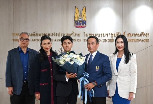 ราชยานยนต์สมาคมฯ และกรังด์ปรีซ์ฯ ร่วมหนุน เอ็นโซ่ ธารวณิชกุล นักแข่ง Formula 4
ดาวรุ่งไทยแท้อนาคตไกล สู่ Formula 1 เป้าหมายใหญ่ไม่ไกลเกินเอื้อม
