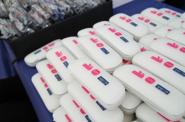 เมืองไทยประกันชีวิตและมูลนิธิเมืองไทยยิ้ม

ออกหน่วยบริการตรวจวัดสายตาและมอบแว่นตาให้ผู้สูงอายุต่อเนื่อง ปีที่ 6