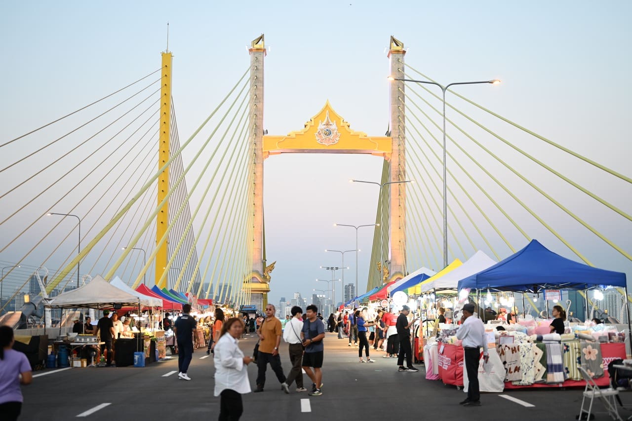 เริ่มแล้ว! มหกรรมสุขเต็มสิบ ฉลองเปิดสะพานทศมราชัน

พบกับ 5 ไฮไลท์ อิ่มฟิน ช้อปสนุก ชมวิวสวยครั้งสำคัญก่อนเปิดใช้งานจริง