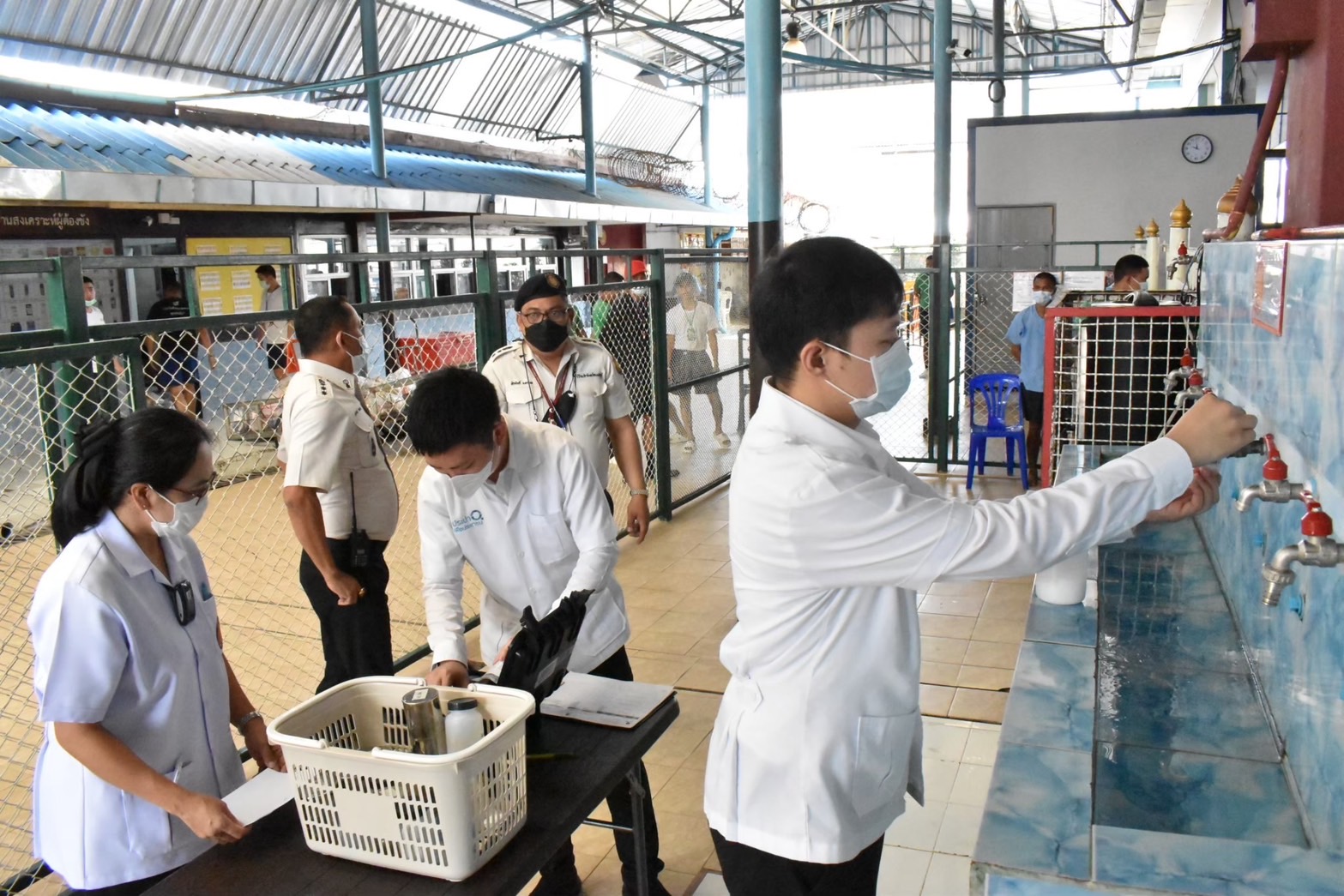 กปน. ร่วมมือ กรมราชทัณฑ์ ตรวจสอบคุณภาพน้ำ

ภายในเรือนจำและทัณฑสถาน 11 แห่ง เพื่อสุขภาวะที่ดีในช่วงหน้าร้อน