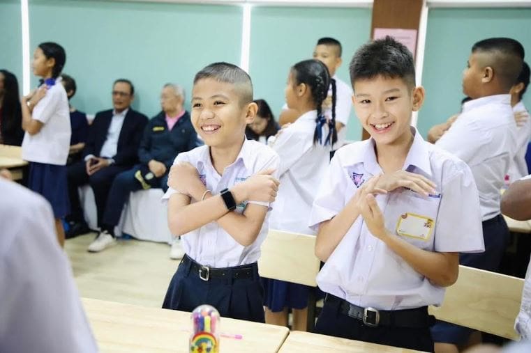 พรูเด็นเชียล ประเทศไทย ร่วมสร้างความรอบรู้ทางการเงินแก่เด็กไทย ในโครงการ Buriram Reform: Smart Camp, Smart Classroom Demonstration