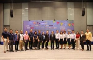 วิริยะประกันภัย ร่วมสนับสนุนน้ำดื่ม การทางพิเศษแห่งประเทศไทย
บริการประชาชน ช่วงเทศกาลสงกรานต์ 2568