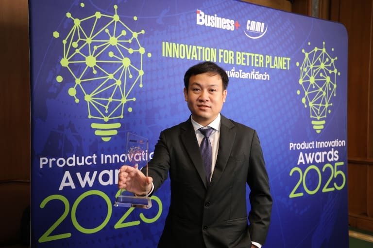 วิริยะประกันภัย คว้ารางวัล “สุดยอดนวัตกรรมสินค้าและบริการแห่งปี 2568”
ด้วยนวัตกรรมบริการ “V-INSPACTION” ตรวจสภาพรถผ่าน AI บนมือถือ

