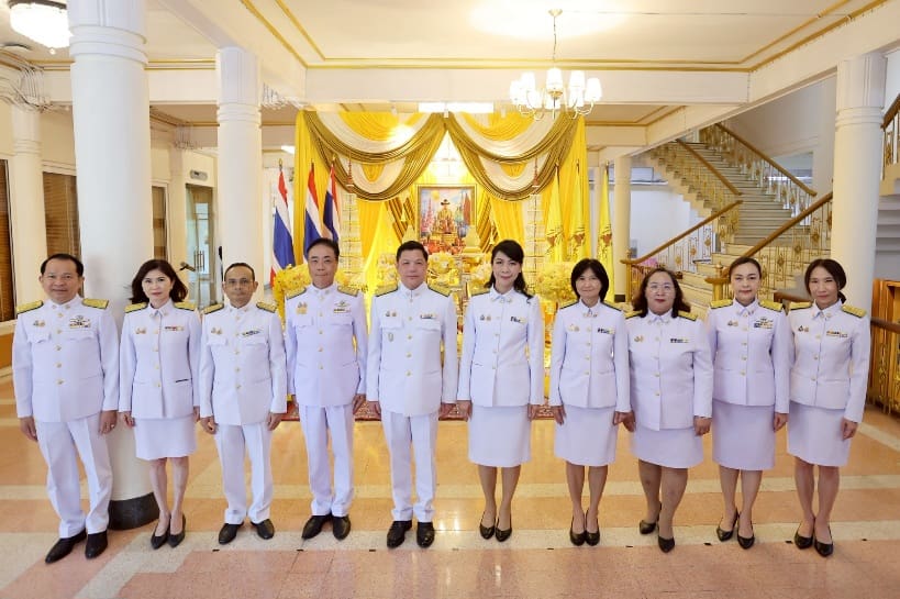 ออมสิน ถวายพระพรชัยมงคล เนื่องในวันฉัตรมงคล