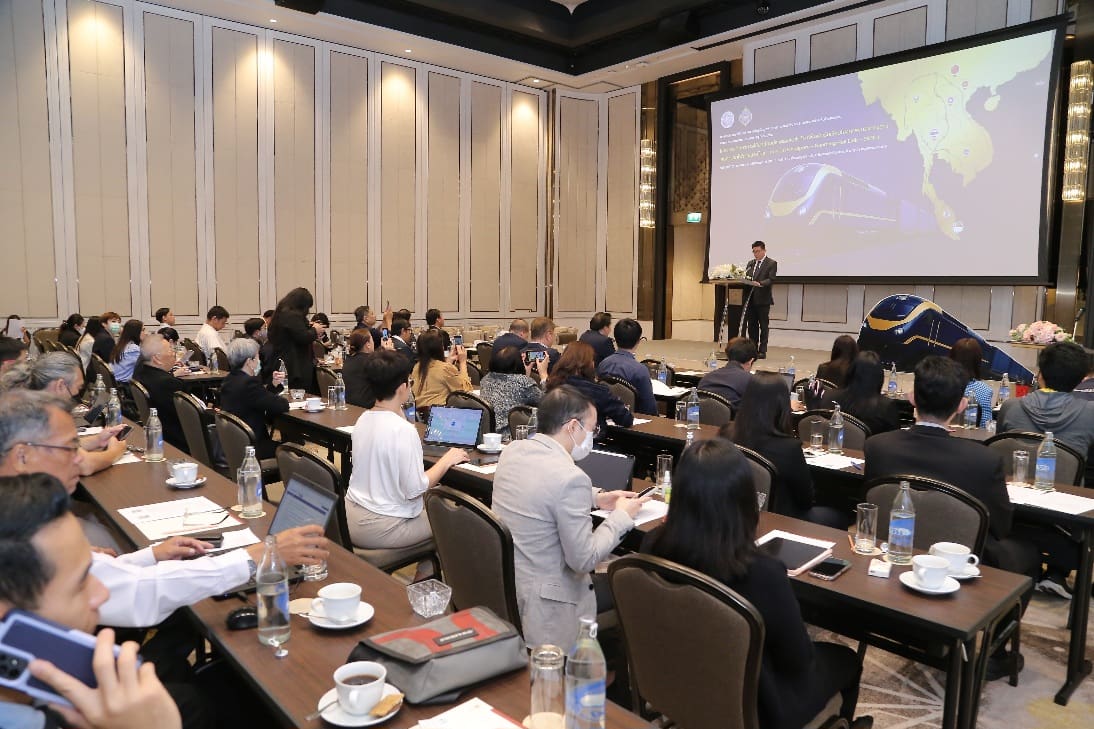 กรมรางฯ เดินหน้าเพิ่มประสิทธิภาพการขนส่งเส้นทางรถไฟสายสิงคโปร์ - คุนหมิง หนุนไทยเป็นฮับโลจิสติกส์ เชื่อมโยงการค้าระดับโลก