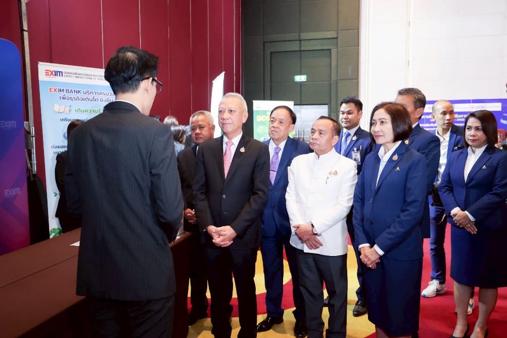 “พิพัฒน์” กระทรวงแรงงาน–ประกันสังคม เปิดสินเชื่อ 3 หมื่นล้าน! รักษาจ้างงาน–พยุงธุรกิจทั่วไทย กระตุ้นเศรษฐกิจฐานราก

