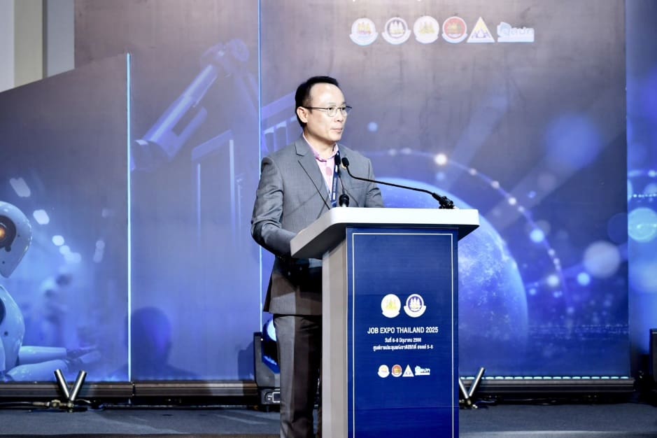 เริ่มแล้ว!! JOB EXPO 2025 “พิพัฒน์” นำทัพเปิดมหกรรมหางาน ที่มากกว่าการหางาน สุดยิ่งใหญ่แห่งปี สร้างโอกาส สร้างอาชีพ เตรียมพร้อมแรงงานไทยสู่อนาคต วันแรกประชาชนแห่ร่วมงาน คึกคัก ห้ามพลาด 6 - 8 มิ.ย. นี้ ที่ศูนย์สิริกิติ์