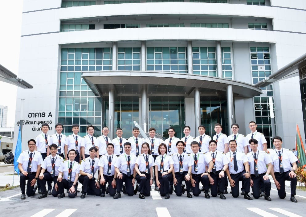 “มนพร” ดัน สบพ.-การบินไทย ผนึกกำลังผลิตบุคลากรการบิน เสริมศักยภาพอุตสาหกรรม มุ่งสู่ Aviation Hub of ASEAN

