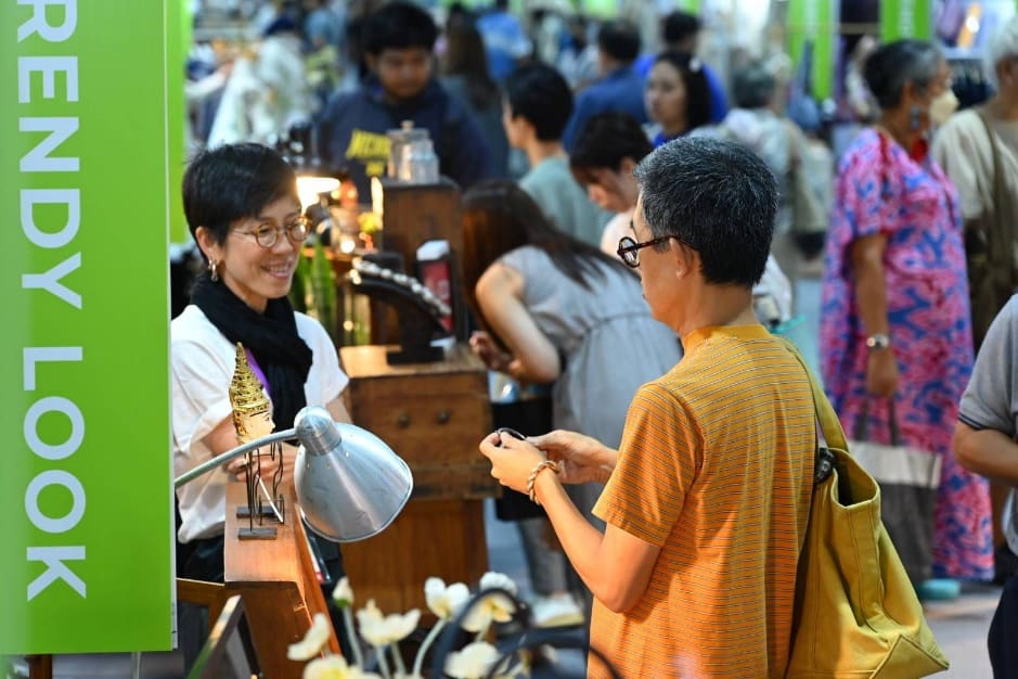 “พิชัย” เปิดงาน “Crafts Bangkok 2025” หนุน SACIT ผลักดันไทยเป็นศูนย์กลางหัตถกรรมแห่งอาเซียน จุดประกายคนรุ่นใหม่ สู่ตลาดโลก