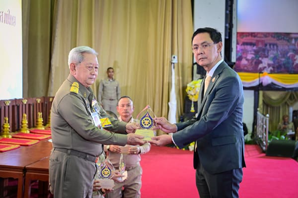 รวมพลังศรัทธามวลมหาพุทธศาสนิกชน 
ร่วม “สืบสานงานพ่อ ต่อยอดทุนเล่าเรียนหลวงสำหรับพระสงฆ์ไทย” 
เฉลิมพระเกียรติพระบาทสมเด็จพระเจ้าอยู่หัว
ในวโรกาสวันเฉลิมพระชนมพรรษา ๒๘ กรกฎาคม ๒๕๖๘