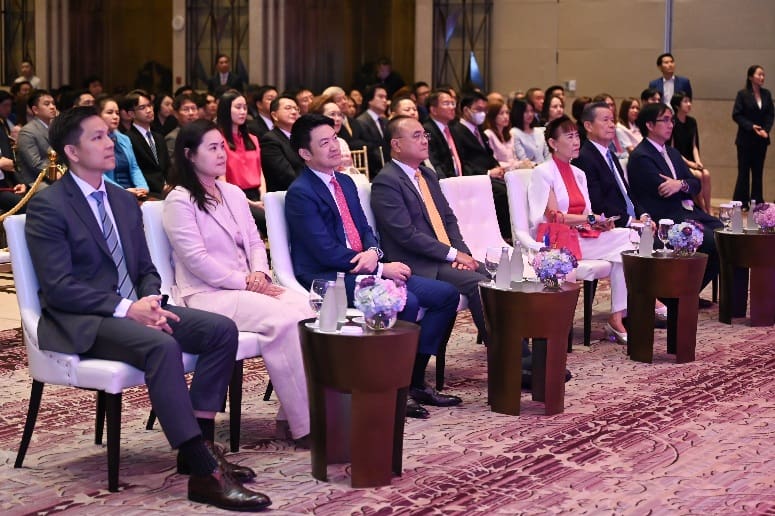 เมืองไทยประกันชีวิต จัดพิธีมอบรางวัลเกียรติยศ
“Muang Thai Life Assurance Hospital Awards 2024” แก่โรงพยาบาลคู่สัญญา
มุ่งยกระดับมาตรฐานบริการที่เป็นเลิศในทุกมิติเพื่อลูกค้าคนสำคัญ