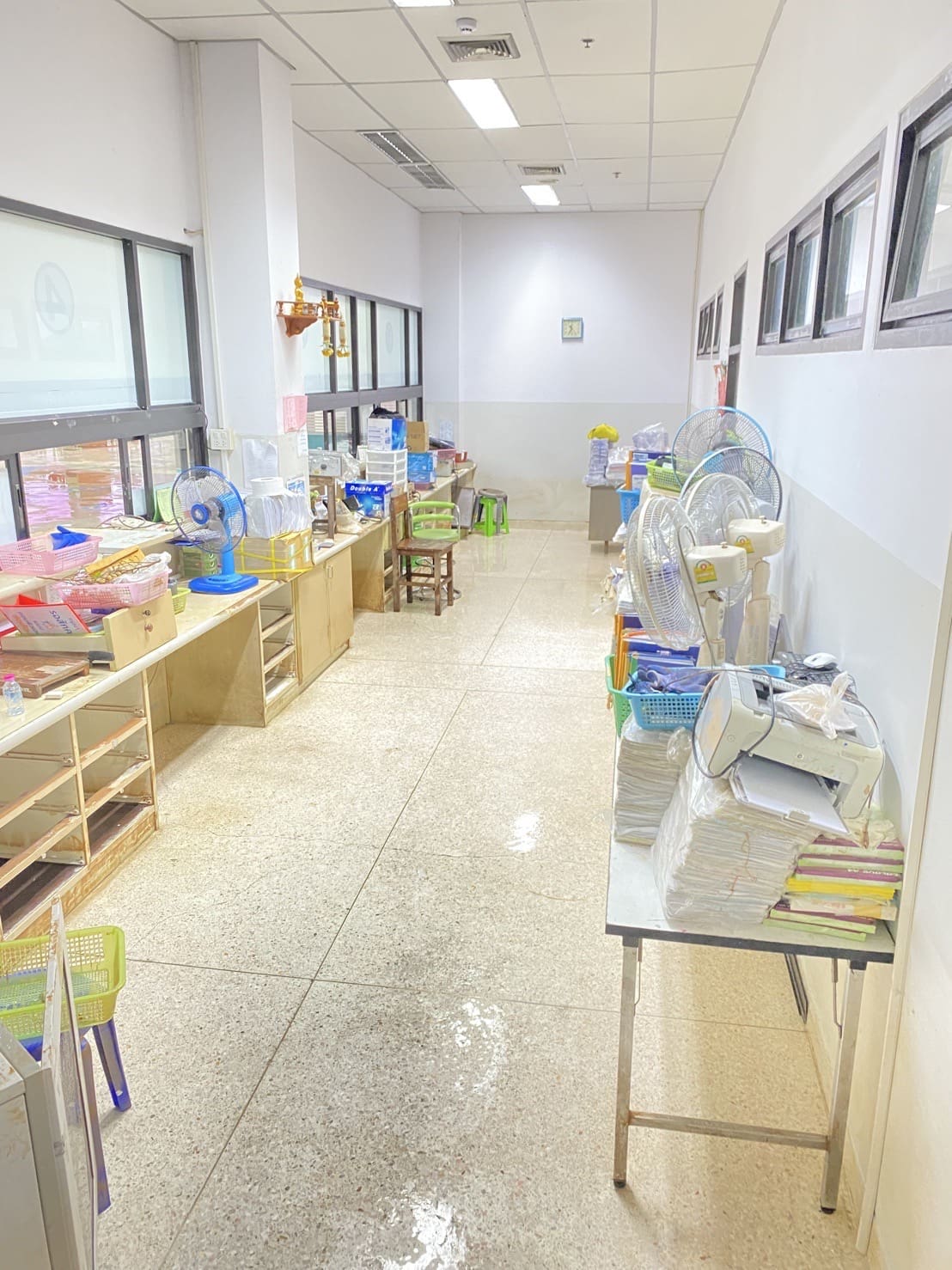 ออมสิน ช่วยไม่พัก! ส่งทีมจิตอาสาฟื้นฟูน้ำท่วมวัด - รพ. ใน จ.น่าน

