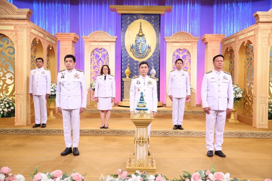 ธ.ก.ส. ร่วมบันทึกเทปโทรทัศน์ถวายพระพรชัยมงคล เนื่องในโอกาสวันเฉลิมพระชนมพรรษาพระบาทสมเด็จพระเจ้าอยู่หัว