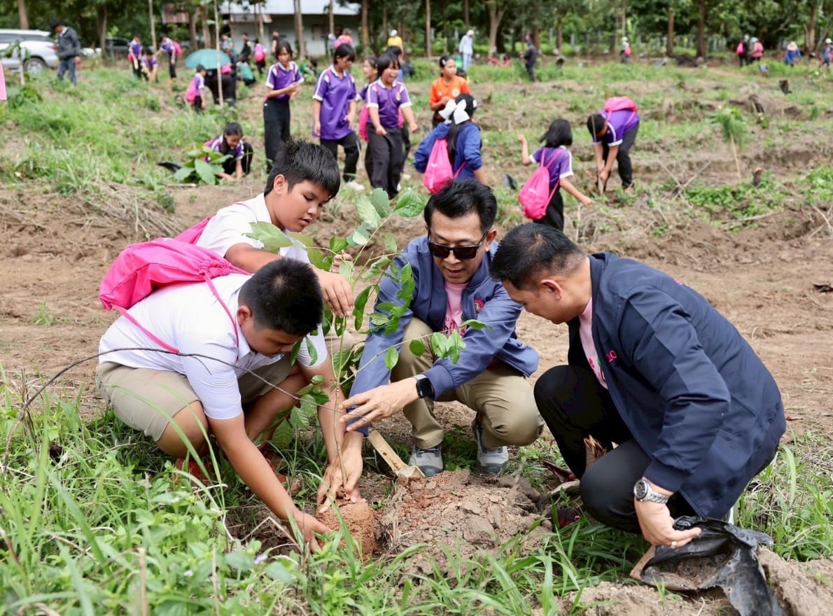 ออมสิน ขยายผลปลูกป่าอีก 2,500 ไร่ จ.เลย ในโครงการ “ปลูกป้องโลก” ตามแผน Net Zero 2050