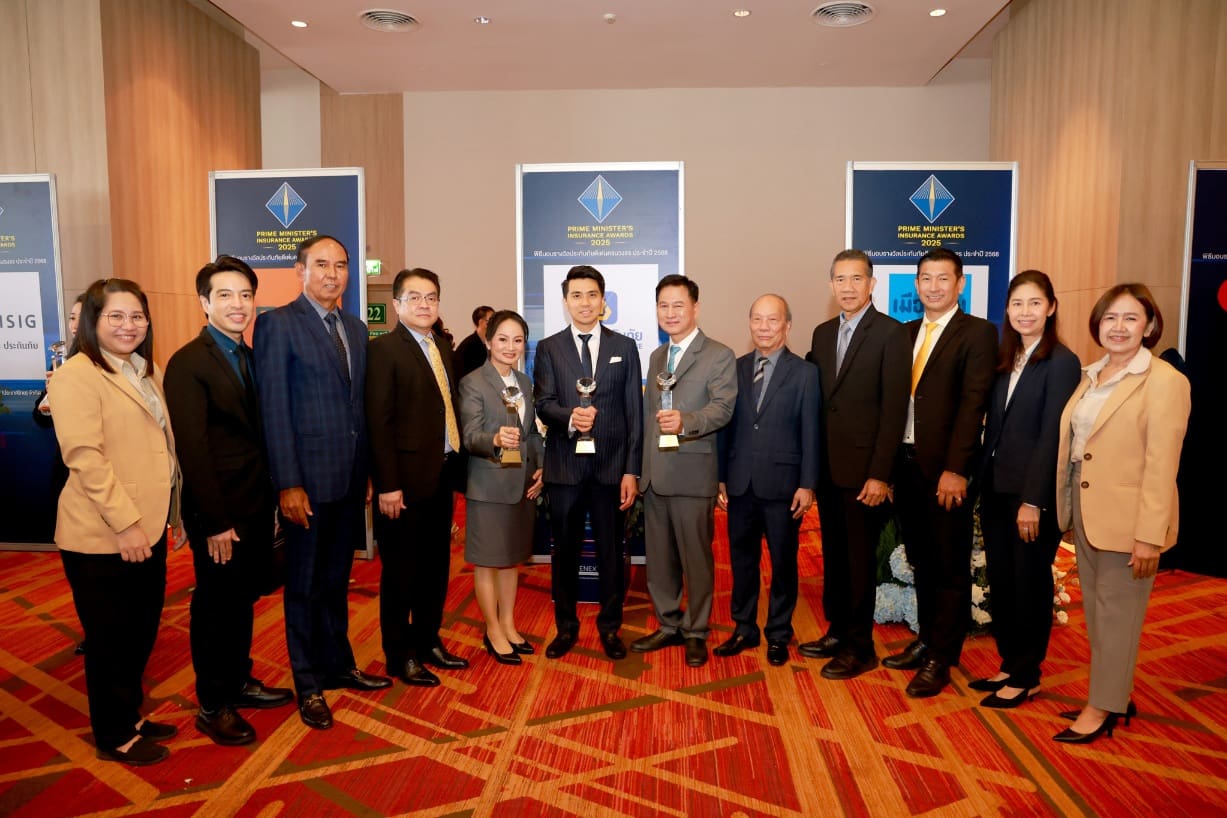 วิริยะประกันภัย คว้า 3 รางวัล “บริหารงานดีเด่น – ตัวแทนประกันวินาศภัยดีเด่น”
ภายในพิธีมอบรางวัลประกันภัยดีเด่นครบวงจร ประจำปี 2568