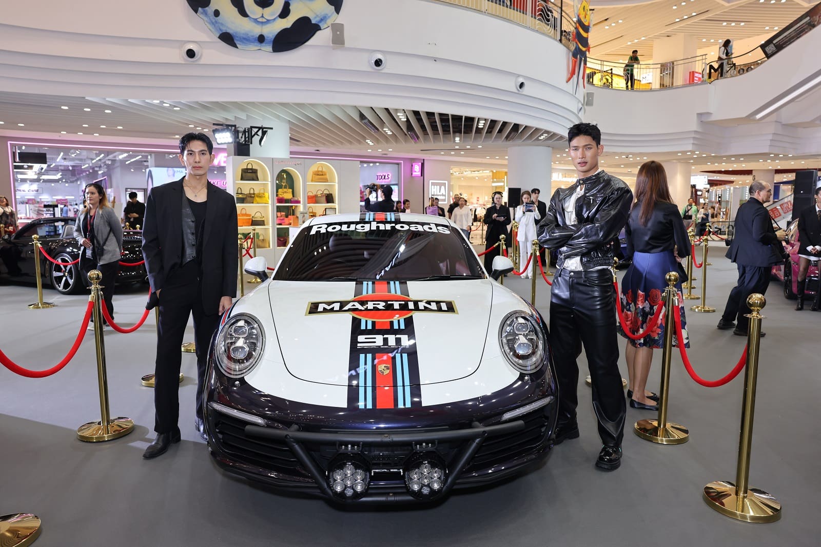 CHECK-IN ชีวิตในฝัน

รถหรู-แบรนด์เนมแรร์ไอเท็ม รวมตัว! ในงาน "GALLERY OF DREAM"
ที่ เดอะมอลล์ไลฟ์สโตร์ บางกะปิ