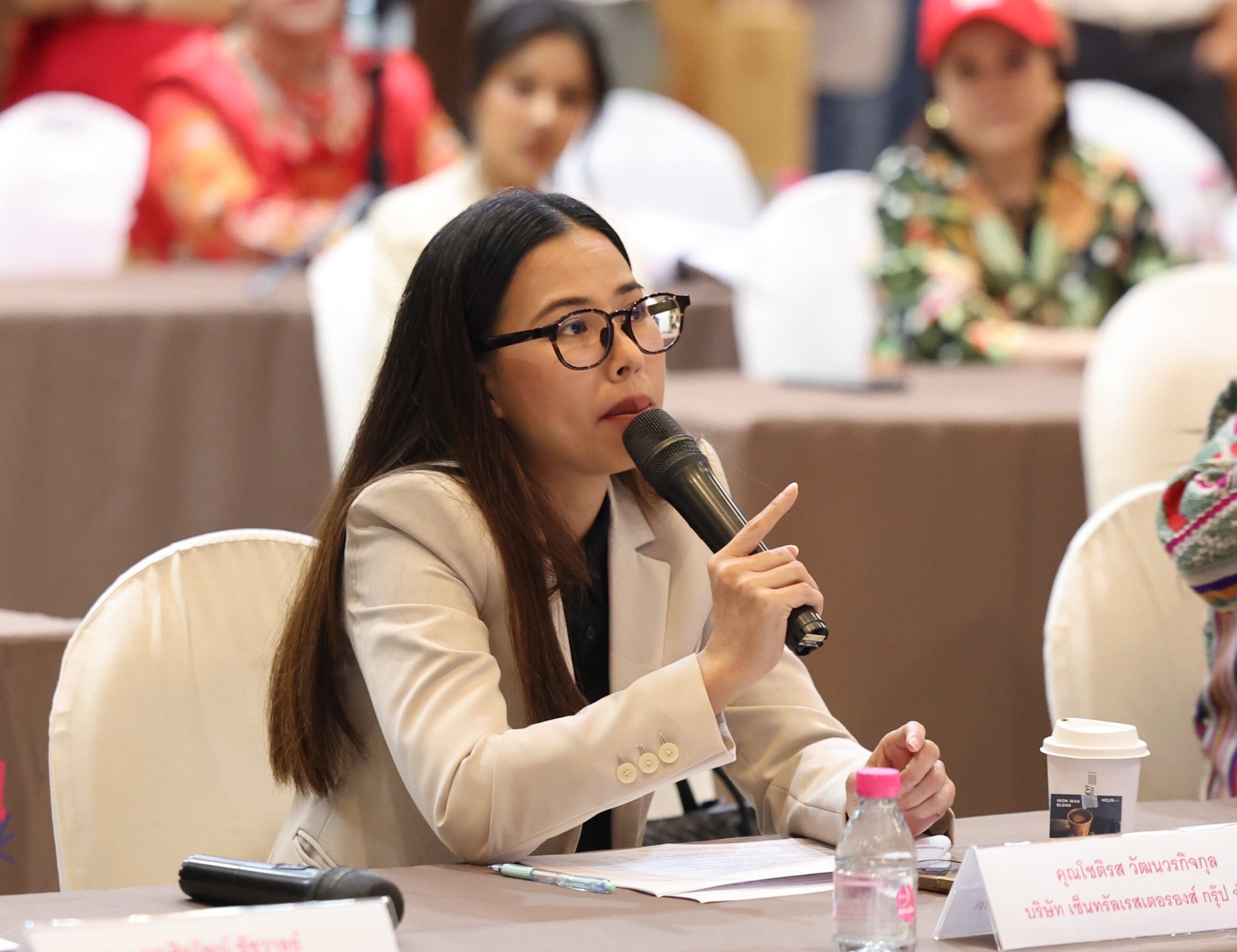 ออมสิน ปั้นแฟรนไชส์ไทย ผ่าน “GSB Smart Franchise 2025” ปี 4 ตามภารกิจธนาคารเพื่อสังคม
ยกระดับศักยภาพผู้ประกอบการ พร้อมมอบรางวัล 10 สุดยอดแฟรนไชส์ต้นแบบ