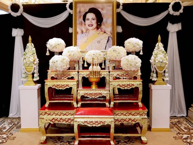 ออมสิน แสดงความอาลัยถวายแด่สมเด็จพระนางเจ้าสิริกิติ์ พระบรมราชินีนาถ พระบรมราชชนนีพันปีหลวง