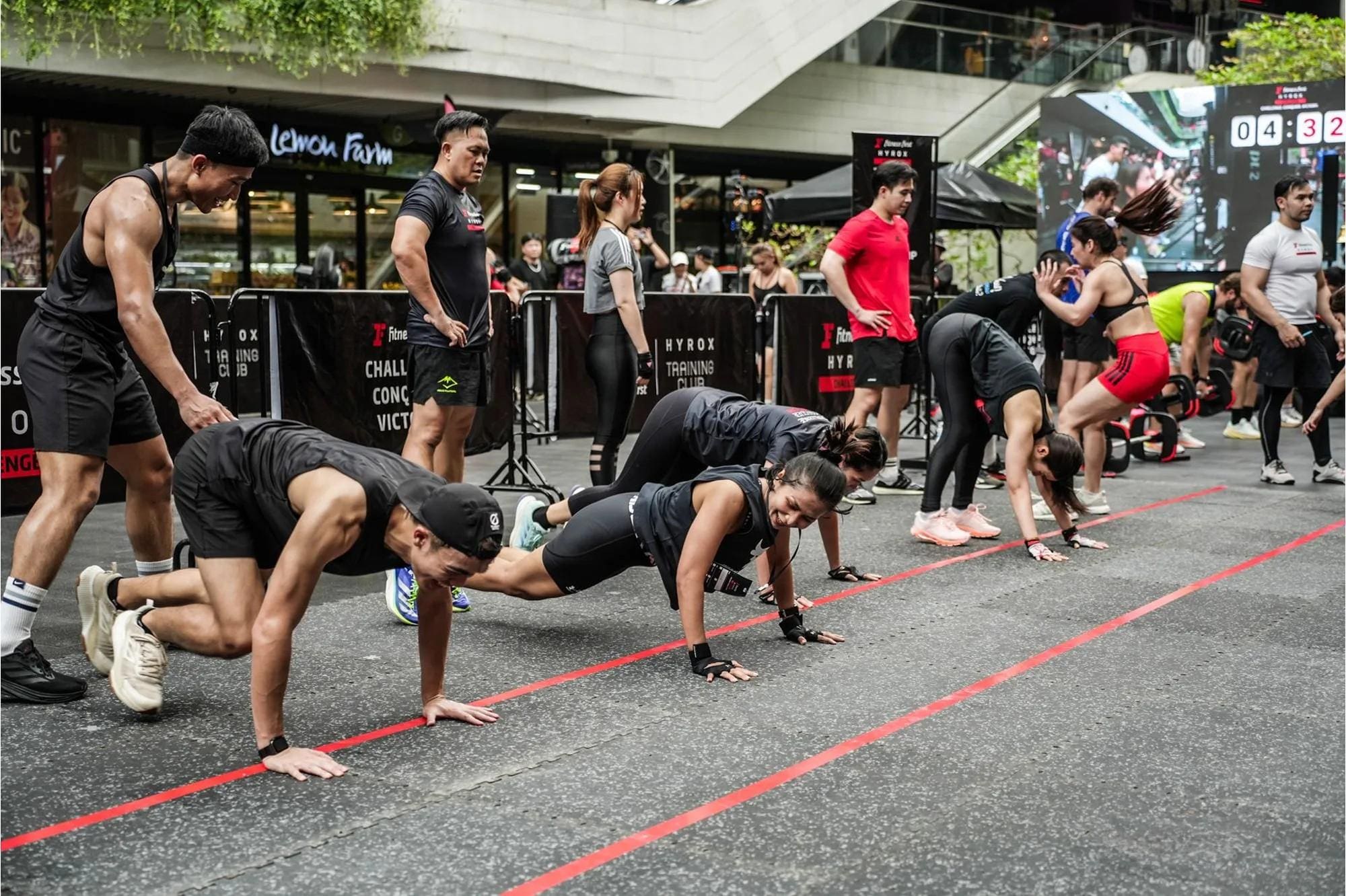 เซ็นทรัลเวิลด์ ผนึก FITNESS FIRST เปิดสนาม ‘FITNESS FIRTST x HYROX365 Challenge’ การแข่งขันฟิตเนสระดับโลก ชวนสายฟิตทั่วไทยมาท้าทาย 8 พ.ย. นี้!