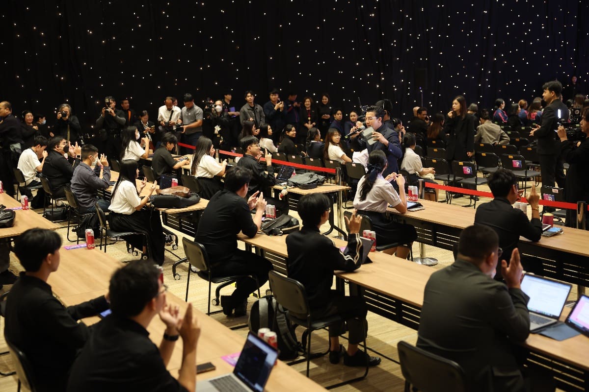 ออมสิน ปลื้ม งาน GSB SAVINGS FORUM วันออมแห่งชาติ ปีนี้ คนล้นกิจกรรมแน่น
ตอกย้ำจุดยืนสถาบันการออมเพื่อคนไทยพร้อมเชื่อมเทคโนโลยีเข้ากับคุณค่าการออม