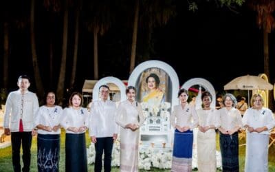 ออมสิน ร่วมงานประเพณีลอยกระทง เผาเทียน เล่นไฟ จังหวัดสุโขทัย