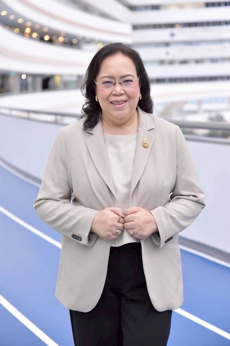 สำนักงานสถิติแห่งชาติ                                                                   สำรวจยอดขายรายไตรมาส พ.ศ. 2568 ไตรมาส 1-2 มูลค่ายอดขาย/รายรับ ธุรกิจการขายปลีกและบริการ                                                                       ในไตรมาส 2/2568 เพิ่มขึ้นจากไตรมาส 1/2568 ร้อยละ 1.7