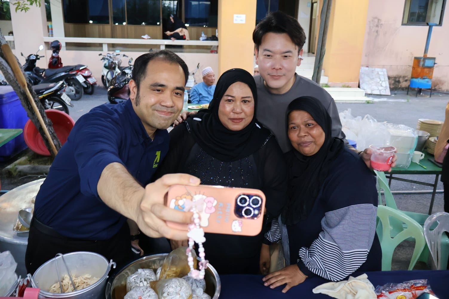 “ไทยก้าวใหม่” ร่วมงานรวมน้ำใจสู่อัลบิดายะห์ หนุนกิจการศาสนาอิสลามและการศึกษาเยาวชน
