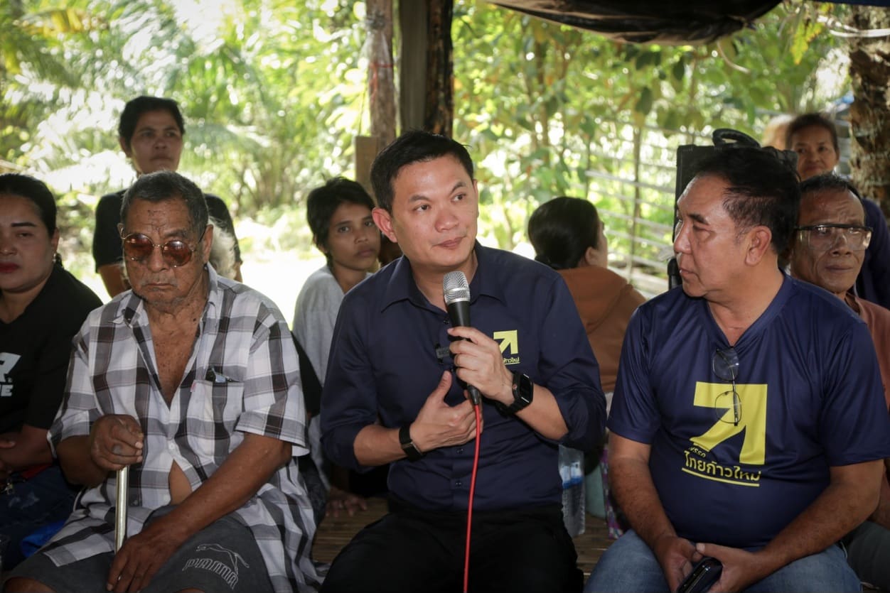 “ดร.เอ้” พบปะกลุ่มชาวบ้าน อ.ชัยบุรี จ.สุราษฎร์ฯ รับฟังปัญหาที่ดินทำกิน พร้อมนำกลับไปปรับเป็นนโยบาย เข้าสู่ คกก.ยุทธศาสตร์พรรค

