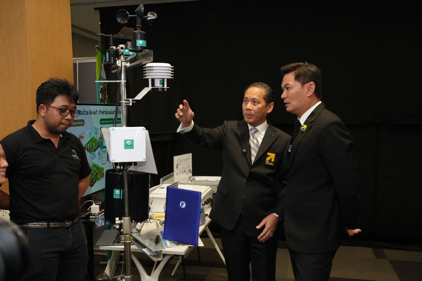 พรรคไทยก้าวใหม่ ปักธงนโยบายพลิกโฉมการศึกษาไทยเปิดตัวคนรุ่นใหม่พร้อมลงสมัคร สส. ทั่วประเทศ