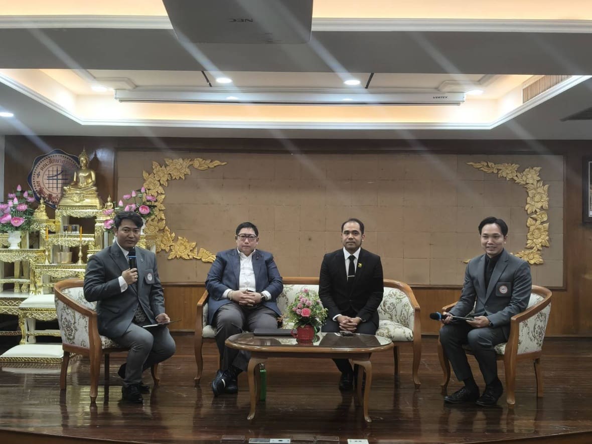 “คุณหญิงกัลยา” พรรคไทยก้าวใหม่ บรรยายพิเศษ ”Unplugged Coding" ให้ นศ.ปริญญาเอก มศว.