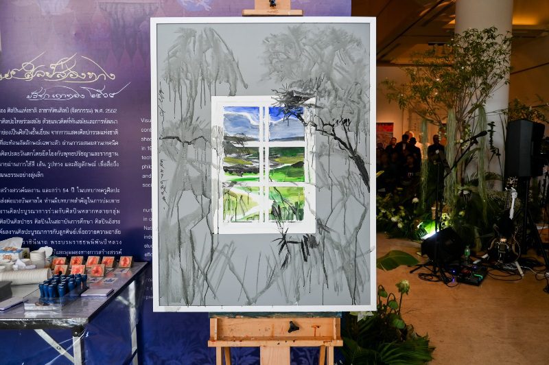 เมืองไทยประกันชีวิต ร่วมเชิดชูมรดกทางศิลปะสนับสนุนนิทรรศการ “ครูส่องศิษย์ ศิลป์ส่องทาง”
โดย ศาสตราจารย์เกียรติคุณ ปรีชา เถาทอง