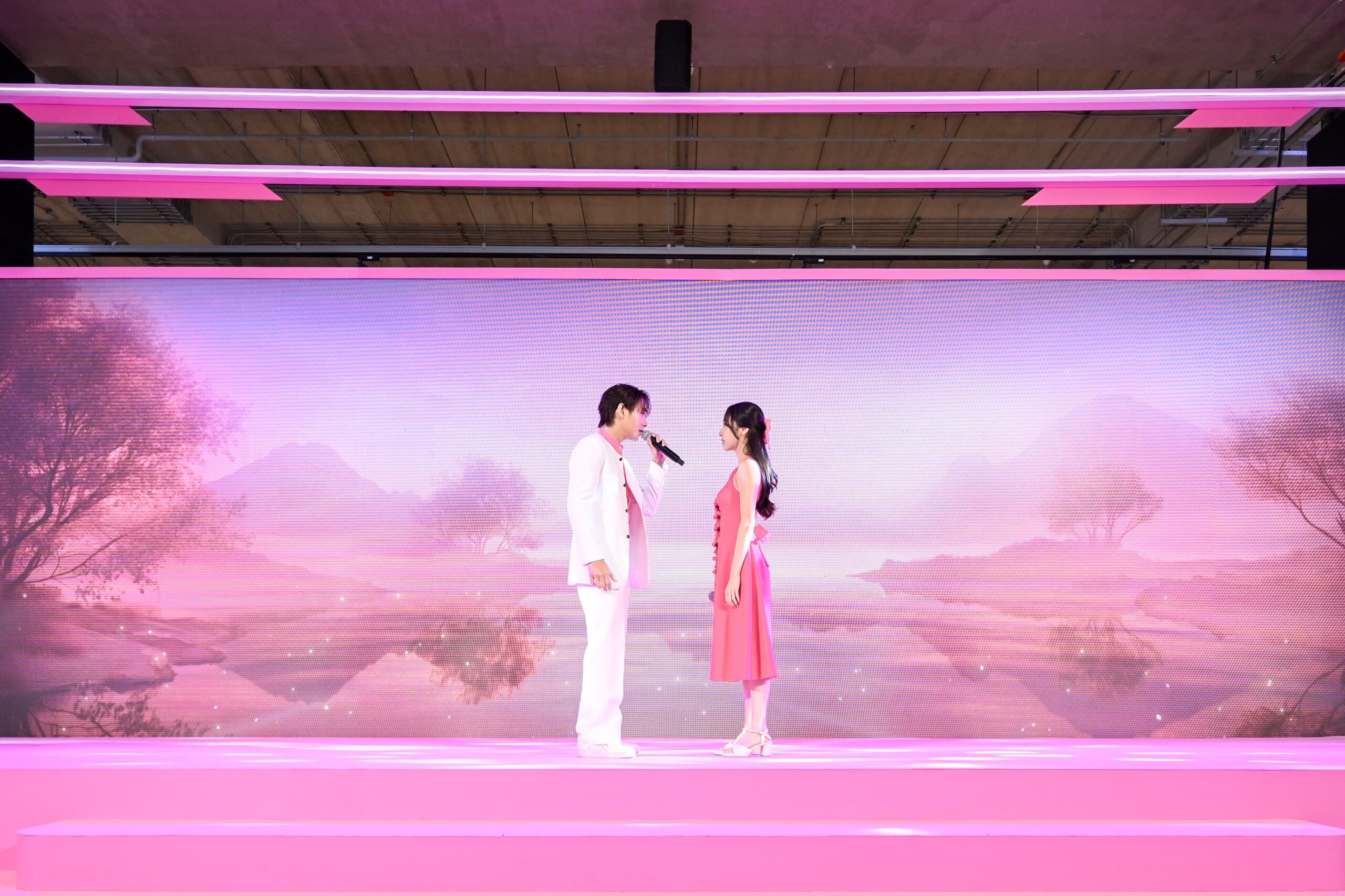 เมืองไทยประกันชีวิต ปรับโฉม “เมืองไทยสไมล์คลับ” ครั้งใหญ่!
ยกระดับการสร้างความสุขและรอยยิ้ม ที่เข้าถึงทุกการใช้ชีวิตประจำวัน
สุดว้าว...ด้วยสิทธิพิเศษแบบไม่ต้องแลกคะแนน พร้อมรับส่วนลดเบี้ยประกันสูงสุด 15%
ผ่าน MTL Click Application ครอบคลุมทุกบริการ สะดวก ครบ จบ ในแอปเดียว