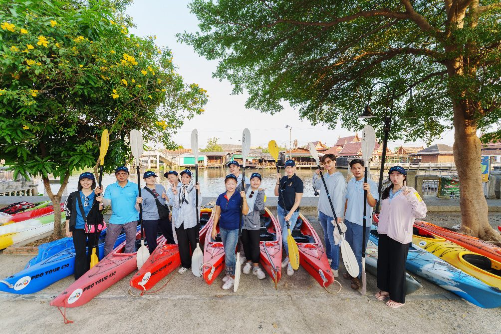 ไอ.ซี.ซี. รวมพลังพนักงาน พายเรือคายัคเก็บขยะฟื้นฟูคลองรอบวัดชลอ
ลดก๊าซเรือนกระจกสู่สังคมคาร์บอนต่ำ