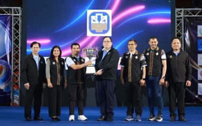 ธ.ก.ส. รับมอบถ้วยกีฬาวอลเลย์บอลหญิงในพิธีปิดกีฬารัฐวิสาหกิจ ครั้งที่ 48