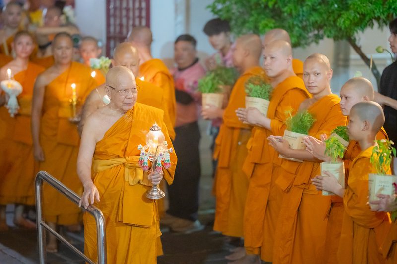 มิตรแท้ประกันภัยร่วมกับมูลนิธิปลูกต้นไม้ ปลูกธรรมะ สืบสานพุทธประเพณีร่วมเป็นเจ้าภาพจัดกิจกรรม “เวียนเทียนด้วยต้นไม้” เนื่องในวันมาฆบูชา ณ วัดอรุณราชวราราม ราชวรมหาวิหาร ต่อเนื่องเป็นปีที่ 2