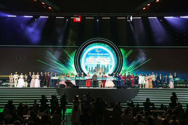 มิตรแท้ประกันภัย จัดงาน MITTARE AWARDS 2025 “Journey to the Future – BEYOND” ก้าวข้ามทุกขีดจำกัด สู่อนาคตแห่งความสำเร็จที่ไม่มีวันสิ้นสุด