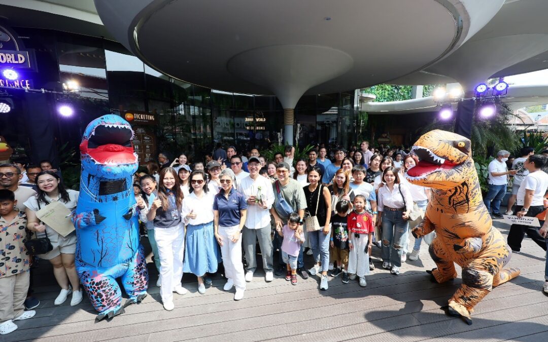 อลิอันซ์ อยุธยา เสิร์ฟรอยยิ้มและความอบอุ่น กิจกรรม Family Day 2026 ชวนลูกค้าผจญภัยบุกอาณาจักรไดโนเสาร์ ณ Jurassic World: The Experience Bangkok