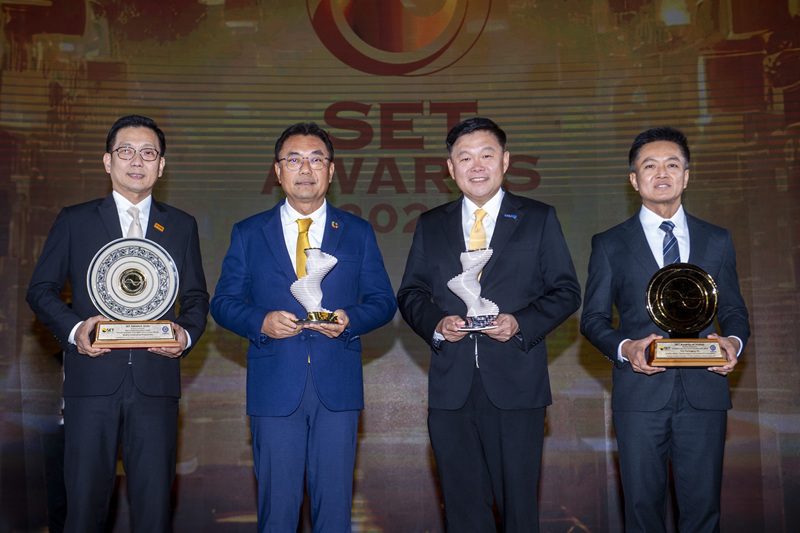 เอสซีจีรับรางวัลเกียรติยศด้านความยั่งยืนกลุ่ม Sustainability Excellence 7 ปีซ้อน พร้อมบริษัทในกลุ่ม SCGP, SCGJWD และ Q-CON คว้ารวม 5 รางวัล ในงาน SET AWARDS 2024