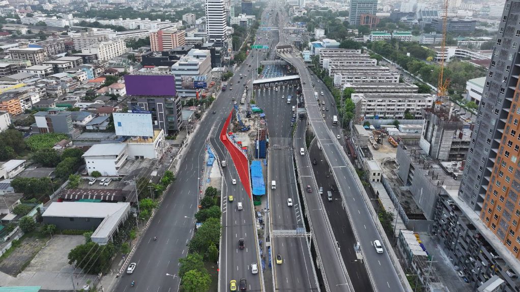 กทพ. แจ้งปิดเบี่ยงการจราจรทางลงดินแดงตลอด 24 ชั่วโมง เพื่อรองรับงานก่อสร้างปล่องระบายอากาศ โครงการรถไฟฟ้าสายสีส้ม ช่วงบางขุนนนท์-มีนบุรี (สุวินทวงศ์) ของ รฟม.