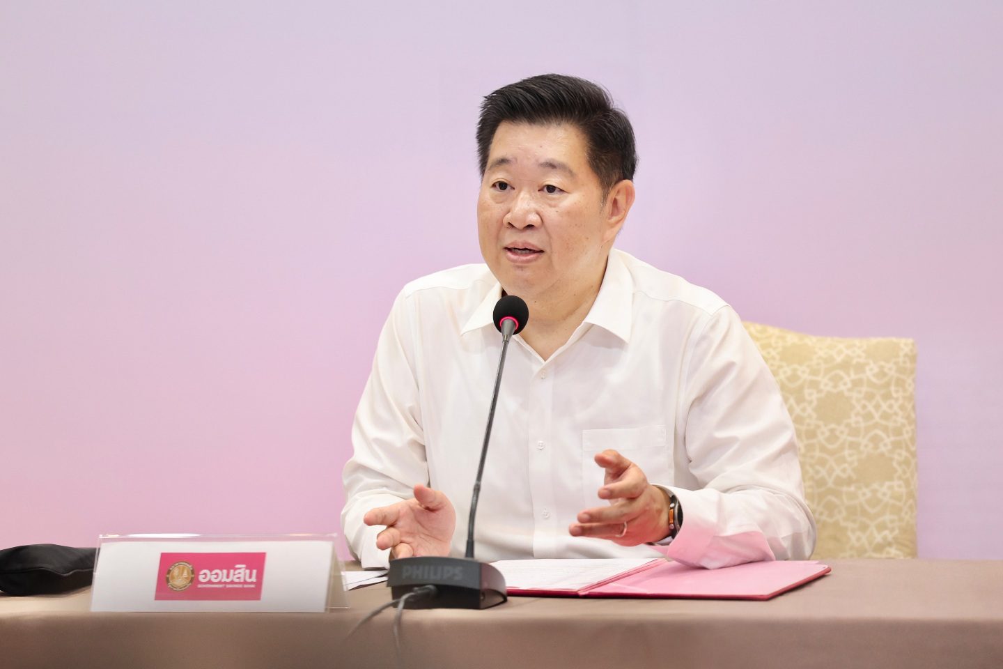 ออมสิน รับมติ ครม. ปล่อยสินเชื่อ Soft Loan 1 แสนล้าน ดันเม็ดเงินเสริมสภาพคล่องหมุนเศรษฐกิจ
รายย่อยและผู้ประกอบการ ขอกู้ได้ทุกสถาบันการเงินในโครงการทั้ง 16 แห่ง ดอกเบี้ยไม่เกิน 3.50% ต่อปี