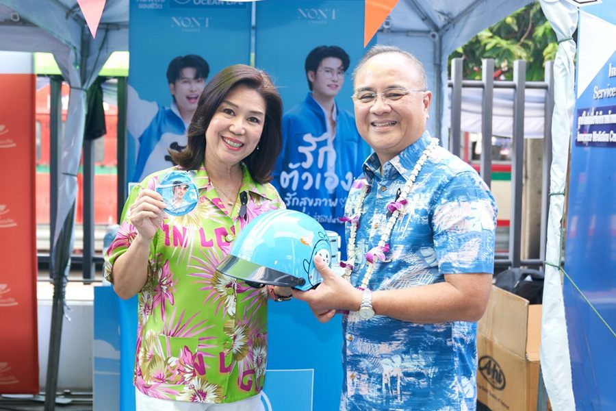 OCEAN LIFE ไทยสมุทรประกันชีวิต รณรงค์สงกรานต์สุขกายใจ มอบหมวกนิรภัย ‘โอชิ’

เสริมเกราะความปลอดภัยให้ผู้ขับขี่รถจักรยานยนต์ย่านรัชดาภิเษก