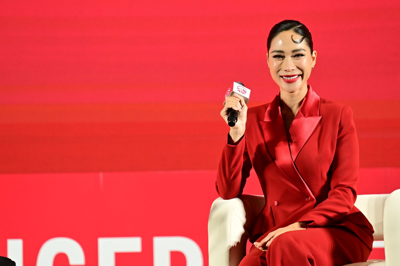 เอไอเอ จัดงาน “พลังใจที่ไม่ยอมแพ้ จากมะเร็งสู่ชีวิตใหม่” ชวน “พลอย เฌอมาลย์” ร่วมแชร์ประสบการณ์ สร้างเกราะคุ้มกันด้วยประกันสุขภาพและโรคร้ายแรง