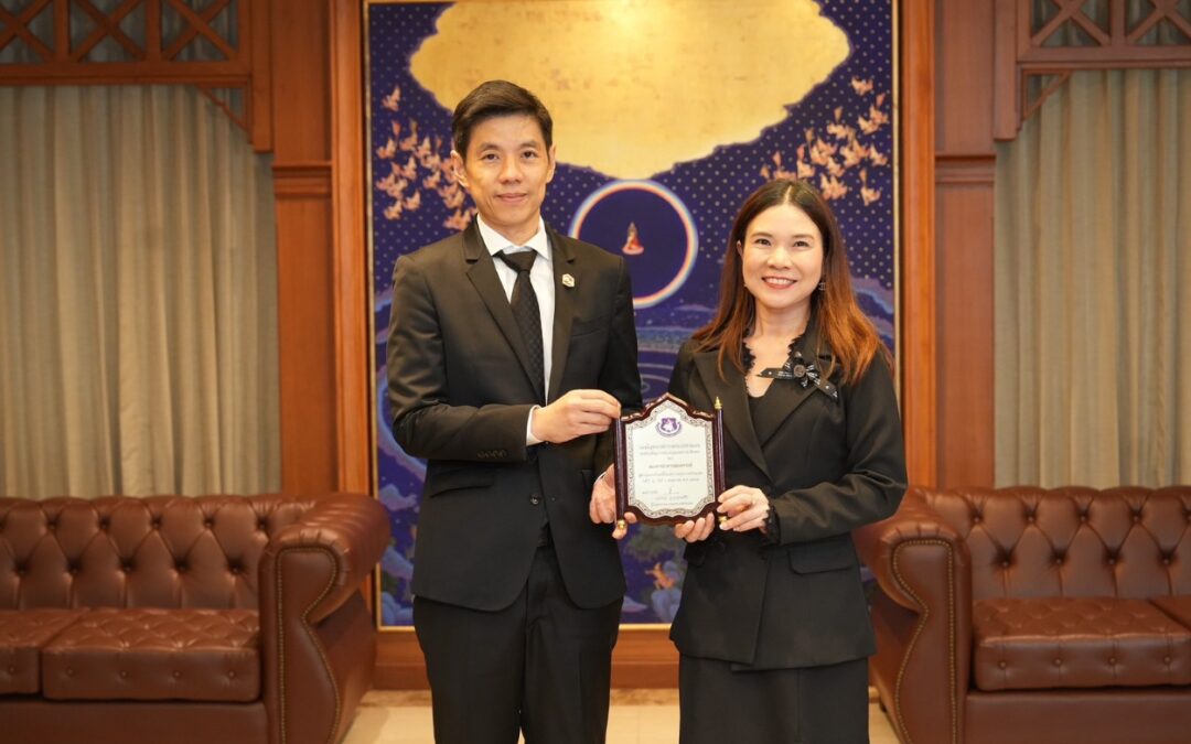 ธอส. รับโล่ประกาศเกียรติคุณผู้ทำคุณประโยชน์จาก สตช.- บช.ตชด. สะท้อนความมุ่งมั่นการยกระดับคุณภาพชีวิตและการศึกษาในพื้นที่ห่างไกล