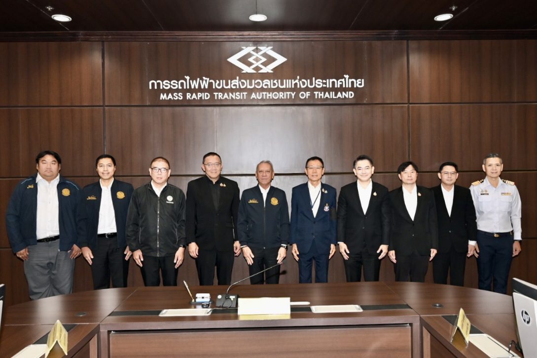“พิพัฒน์” ตรวจเยี่ยม รฟม. มอบนโยบายเร่งขับเคลื่อนโครงการรถไฟฟ้ามุ่งลดภาระค่าเดินทางและสร้างความปลอดภัยสูงสุดให้ประชาชน