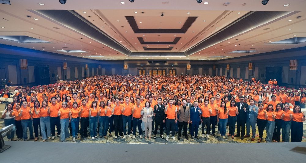 FWD ประกันชีวิต จัด "มหกรรมรวมพลัง FWD" อัปสกิลตัวแทนทั่วประเทศ
เสริมทักษะการขาย รับพฤติกรรมผู้บริโภคยุคดิจิทัล