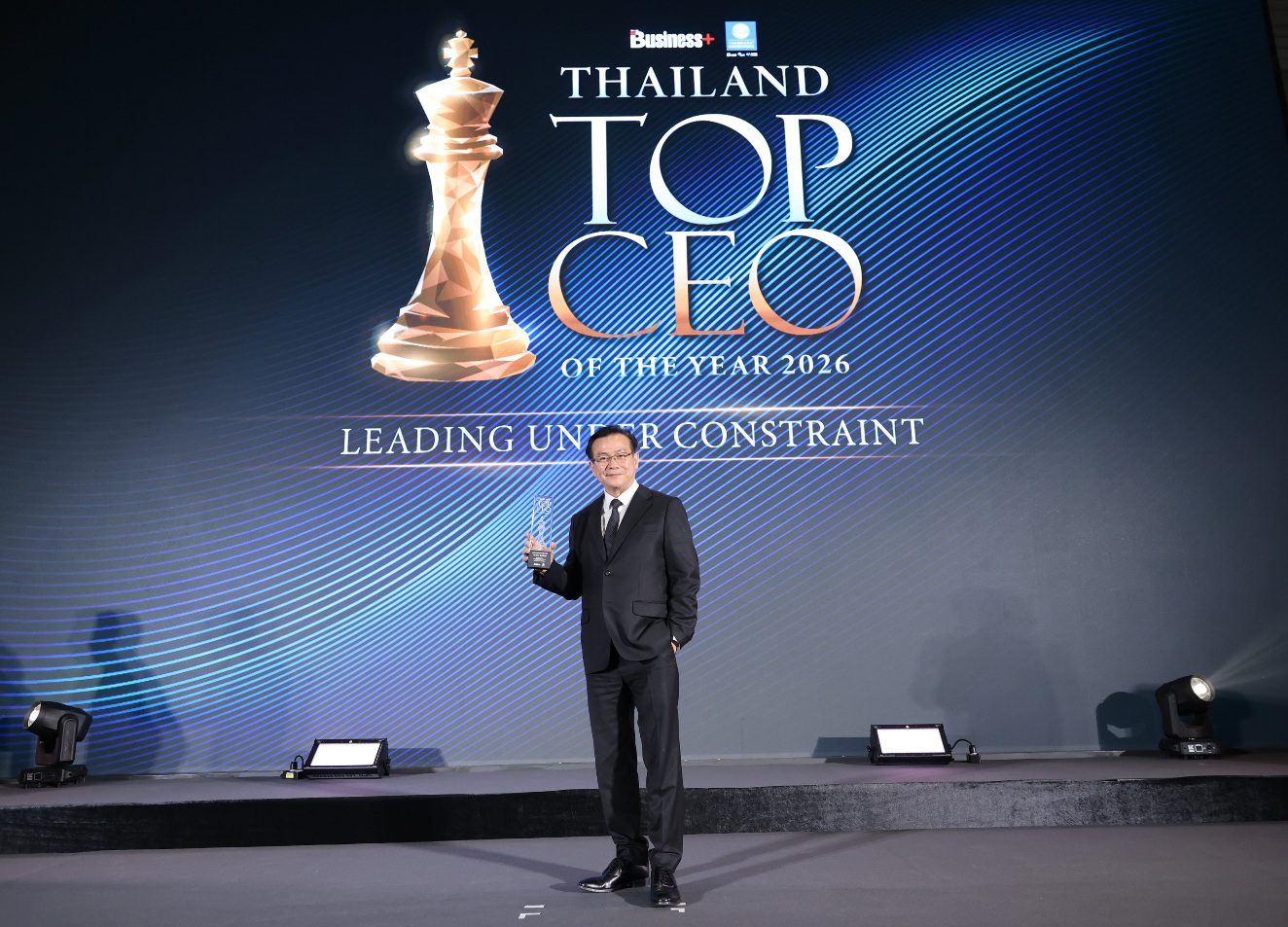 ดร.สมพร สืบถวิลกุล รับรางวัล “THAILAND TOP CEO OF THE YEAR 2026” เชิดชูผู้นำวิสัยทัศน์ ขับเคลื่อนองค์กรสู่ความเป็นเลิศอย่างยั่งยืน