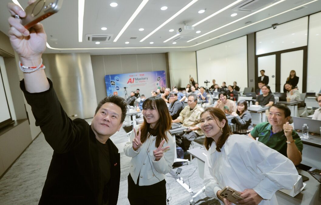 ทรู คิกออฟ “AI Master for Media by True” คอร์สพิเศษเพื่อสื่อยุค AIปลดล็อกพลัง AI อัปสกิลสื่อสาร ทำงานเร็วขึ้น คิดลึกขึ้น และสร้างสรรค์อย่างรับผิดชอบ